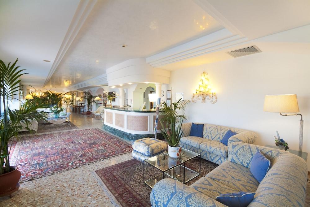 Hotel Panoramic 카오를레 외부 사진